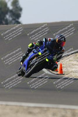 media/Nov-01-2025-TrackDaz (Sat) [[2b4d5192bc]]/B Group/1220pm (Turn 2 Outside)/